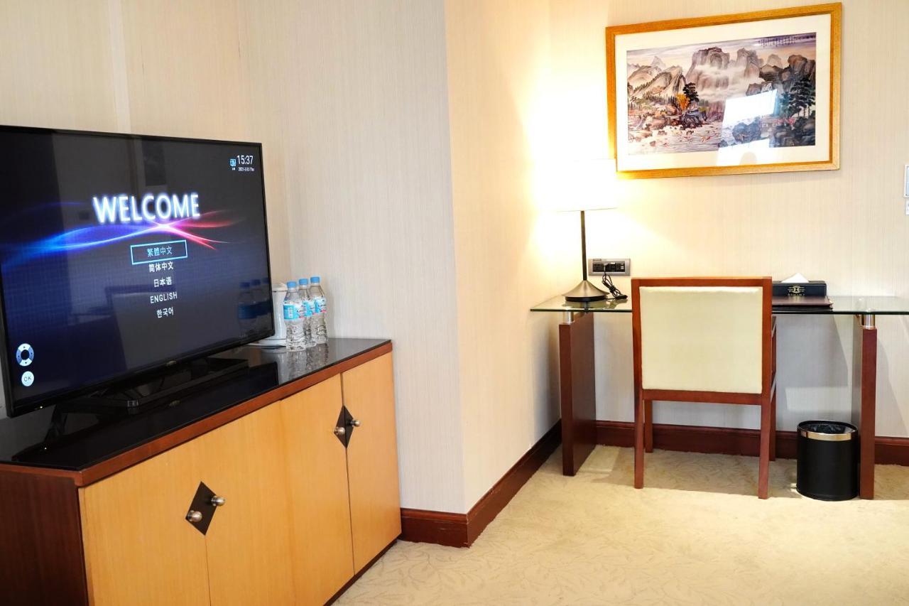 Hu House - Taipei Hotel Екстериор снимка