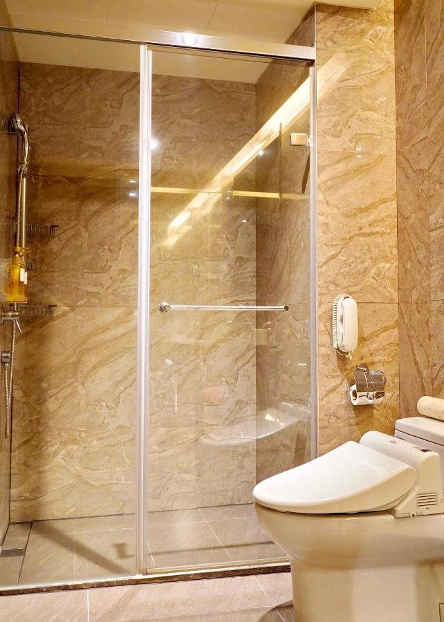 Hu House - Taipei Hotel Екстериор снимка