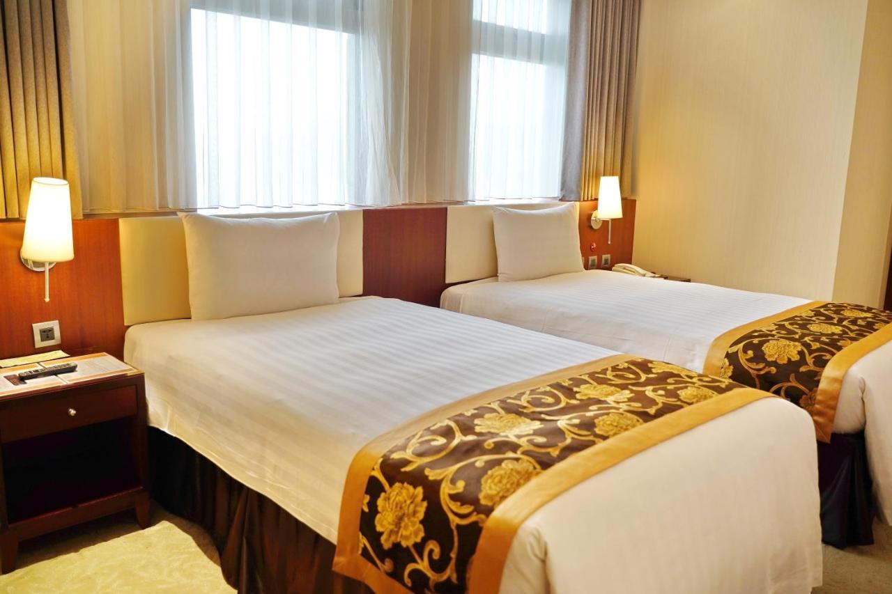 Hu House - Taipei Hotel Екстериор снимка