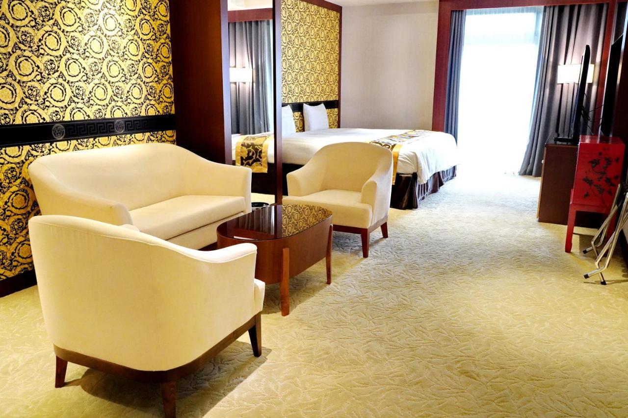 Hu House - Taipei Hotel Екстериор снимка