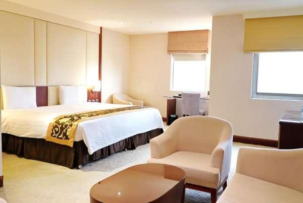 Hu House - Taipei Hotel Екстериор снимка